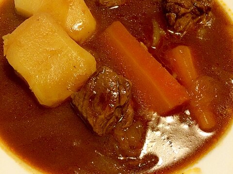 安いお肉でも美味しい☆ビーフシチュー